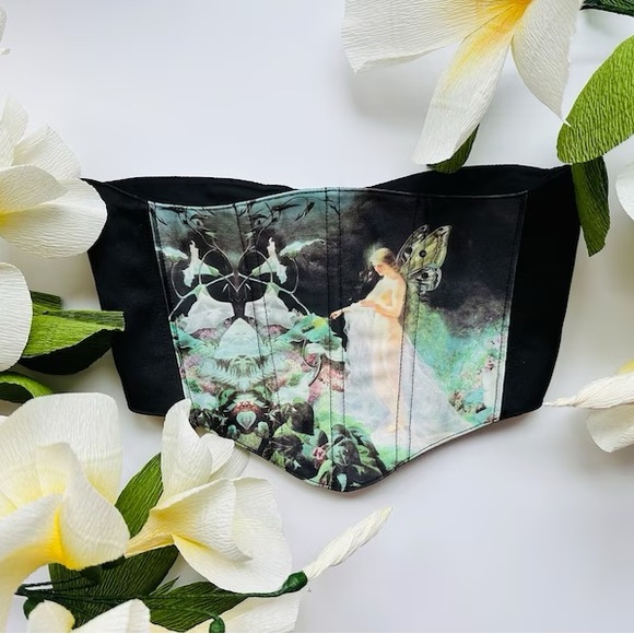 Under Bust Corset “Nymph” - Picture 1 of 6